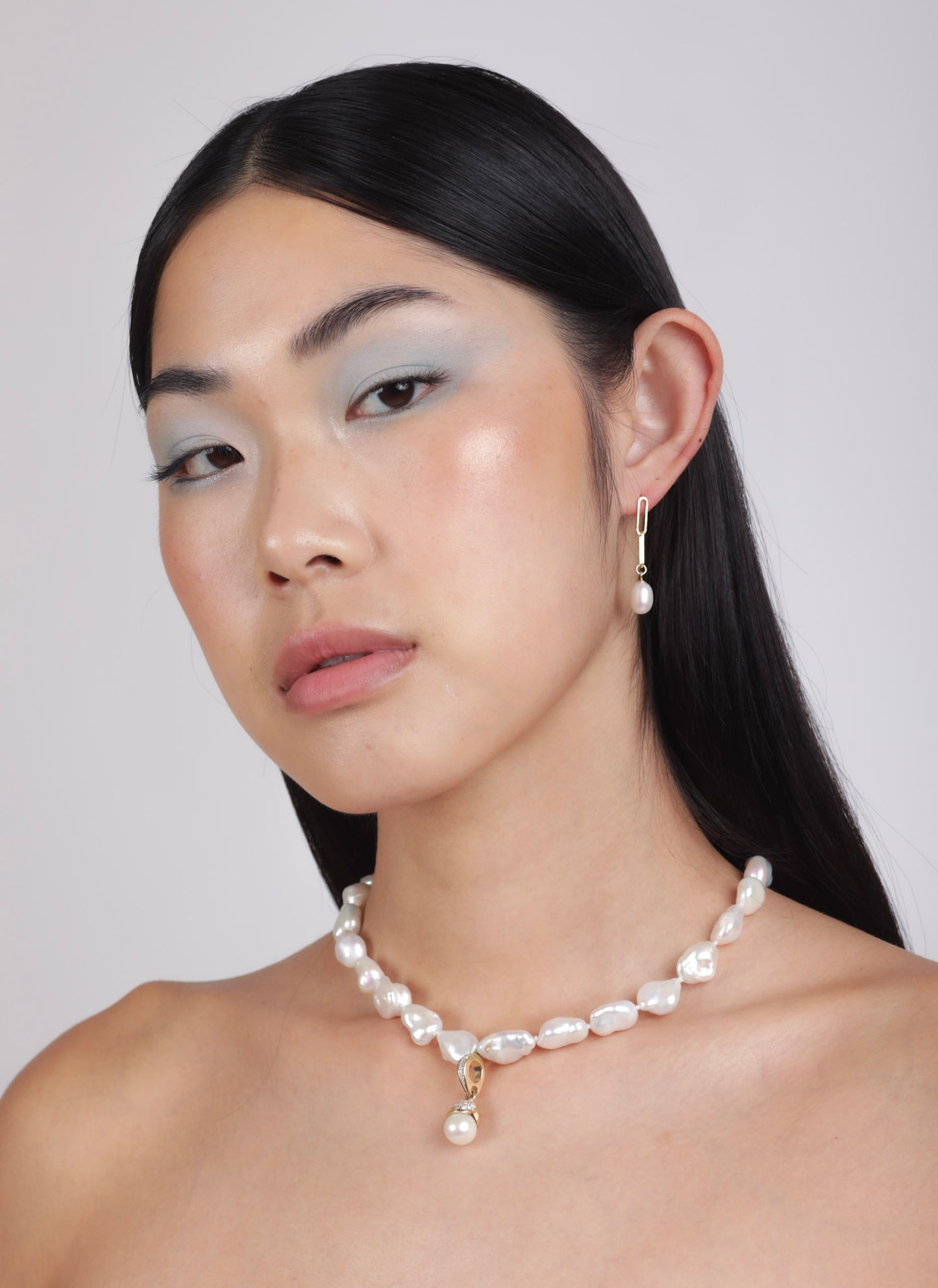 Pearl Linq Earrings