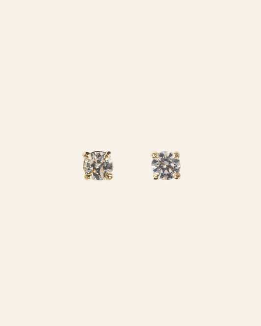 Round Diamond Stud Earrings